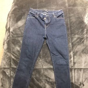 High waisted dark wash jeans ✨